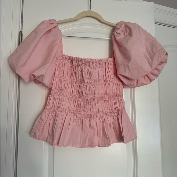 ASTR The Label Pink puff sleeve top - Picture 3 of 3